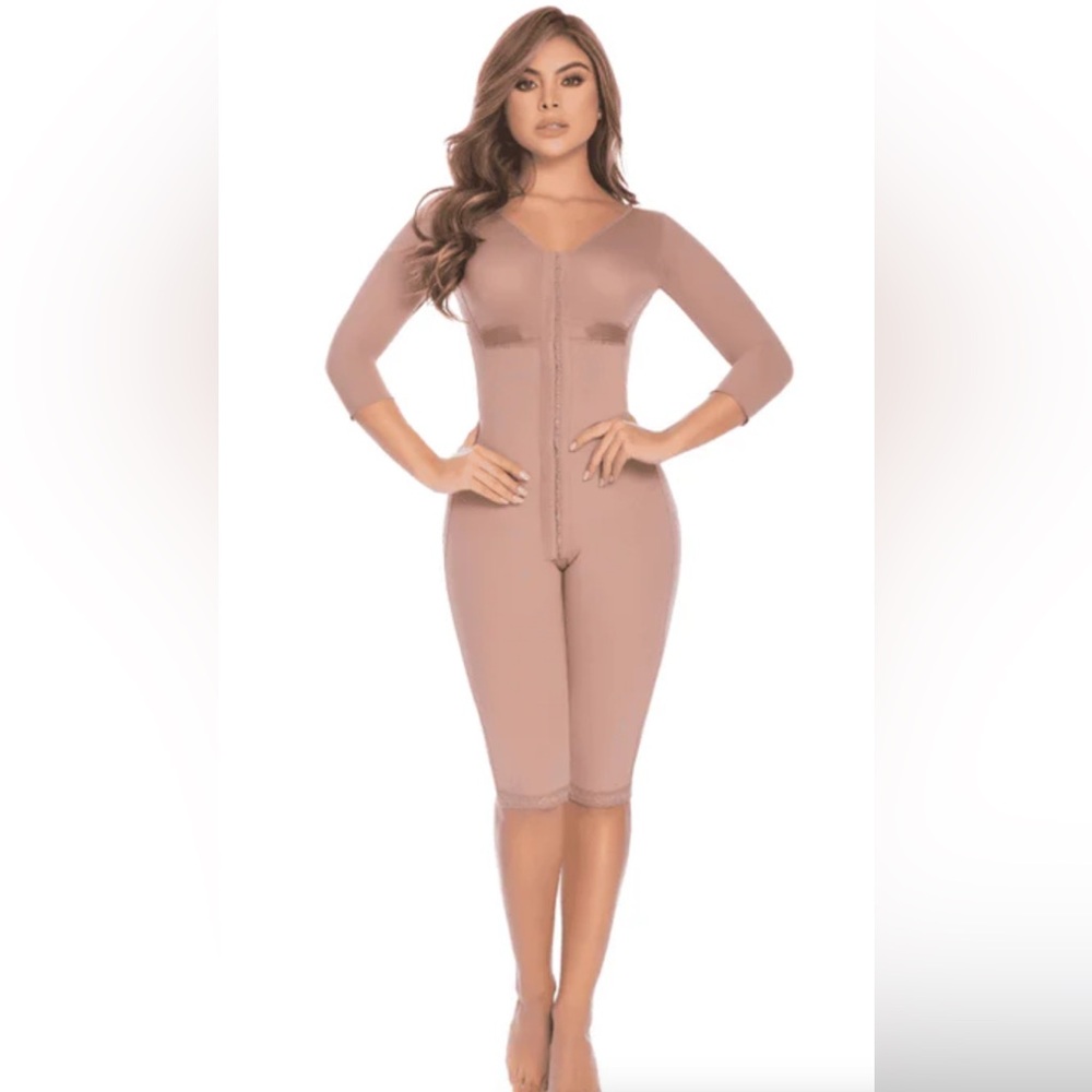 Post-Op BBL High Compression Faja Long Sleeve, Knee Length with built-in bra